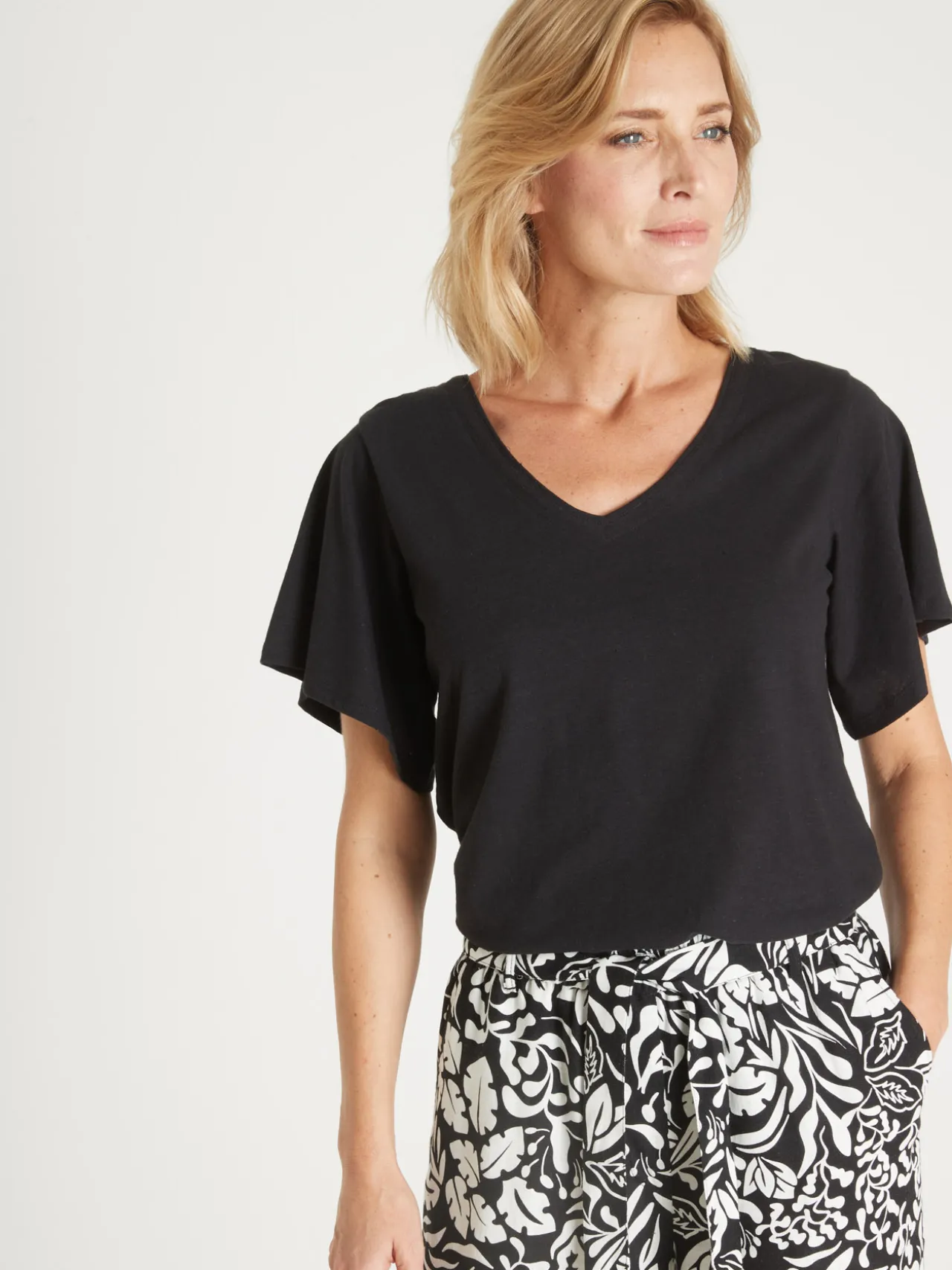 Tee-shirt avec dentelle au dos