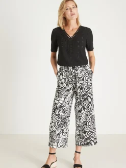 Tee-shirt avec macramé