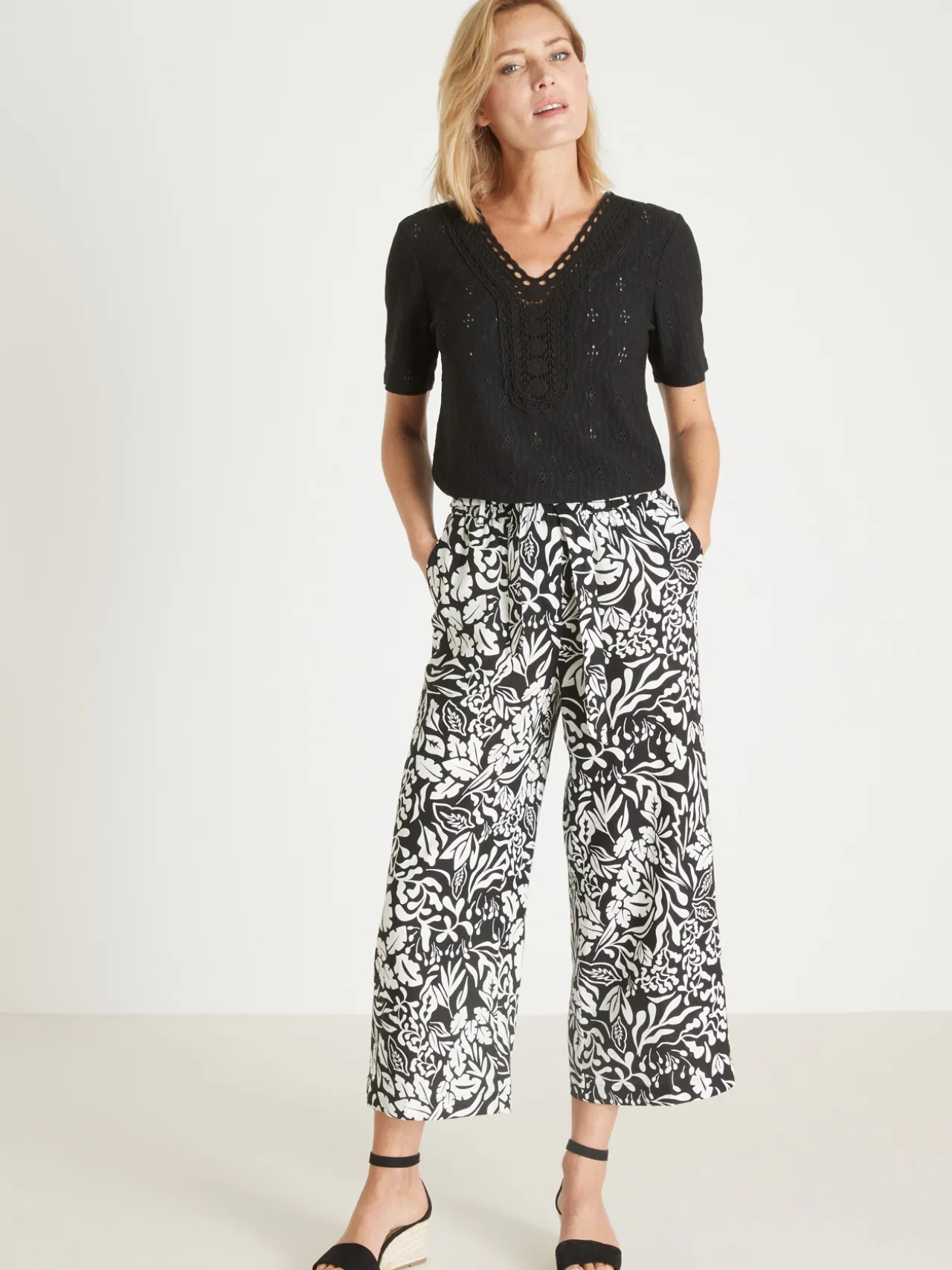 Tee-shirt avec macramé