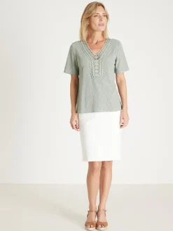 Tee-shirt avec macramé