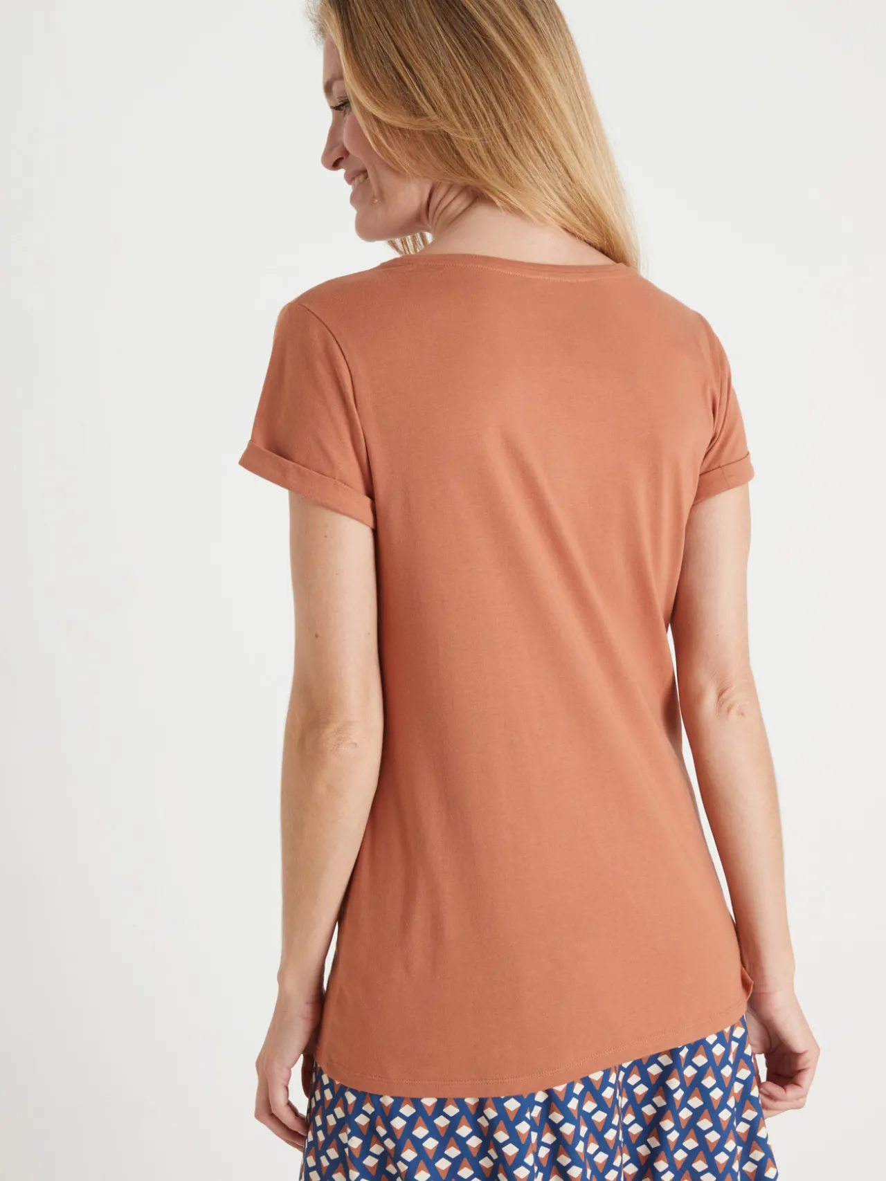 Tee-shirt coton à broderies ajourées