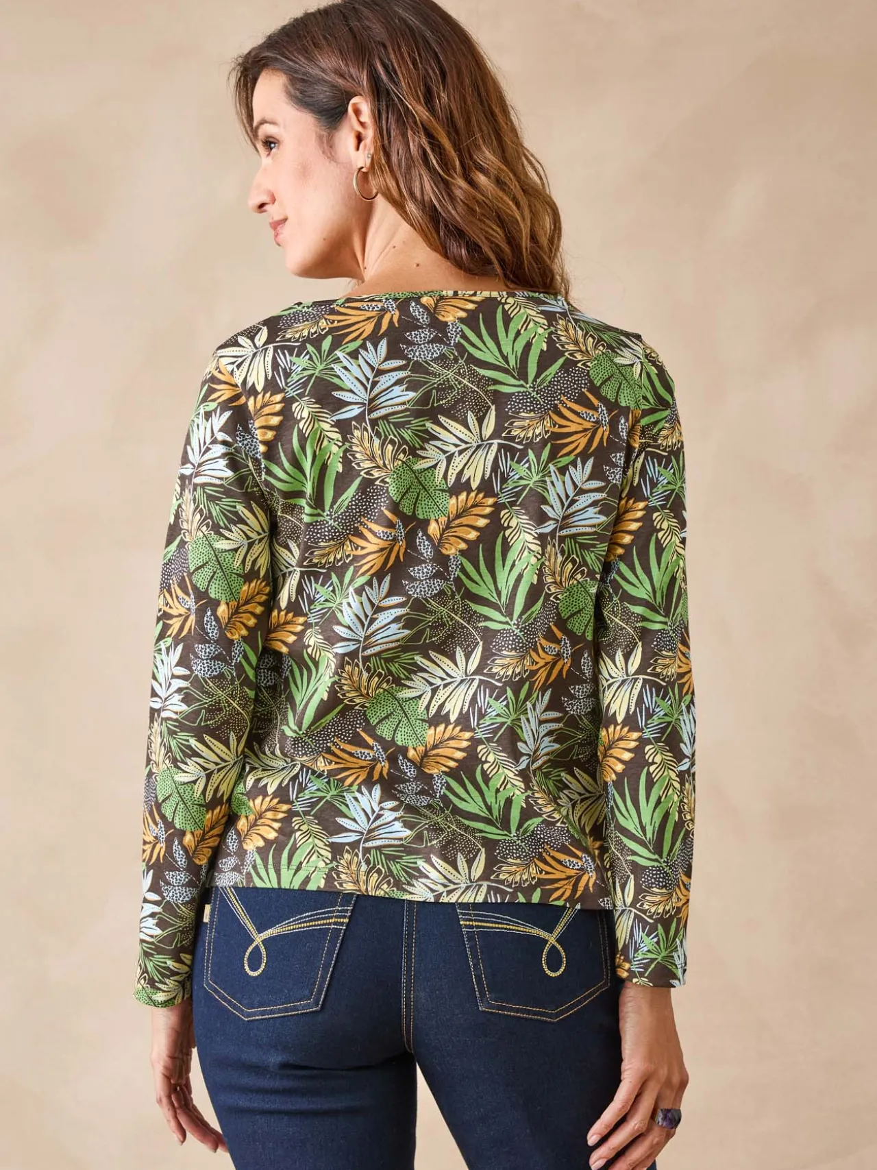 Tee-shirt encolure fantaisie