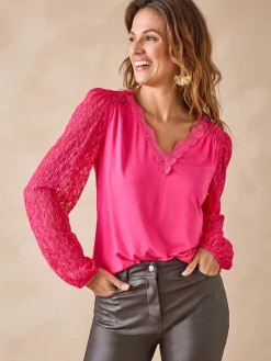 Tee-shirt fantaisie avec dentelle