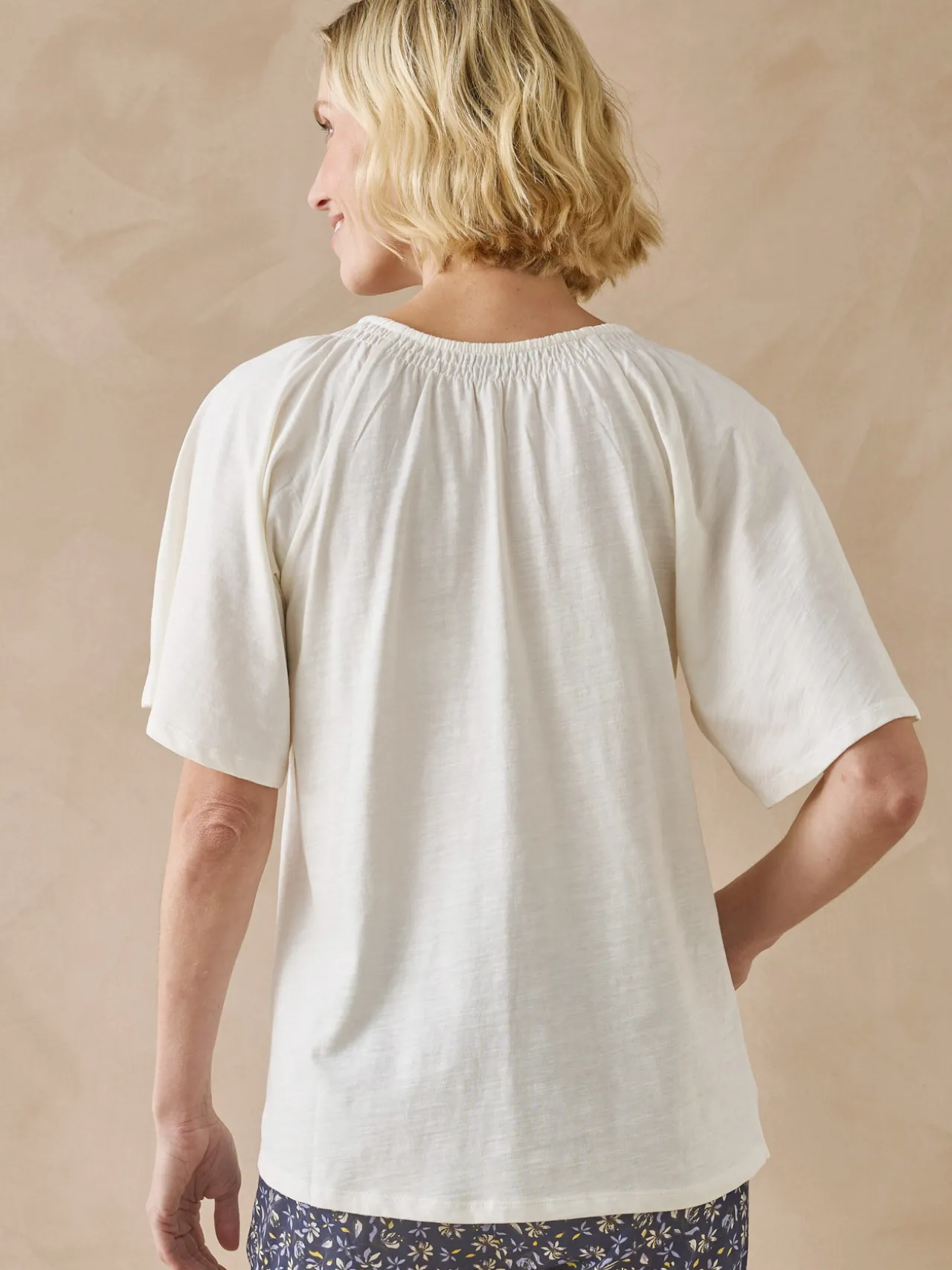 Tee-shirt manches courtes papillon