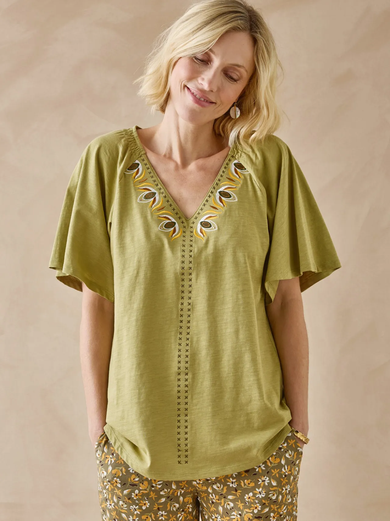 Tee-shirt manches courtes papillon