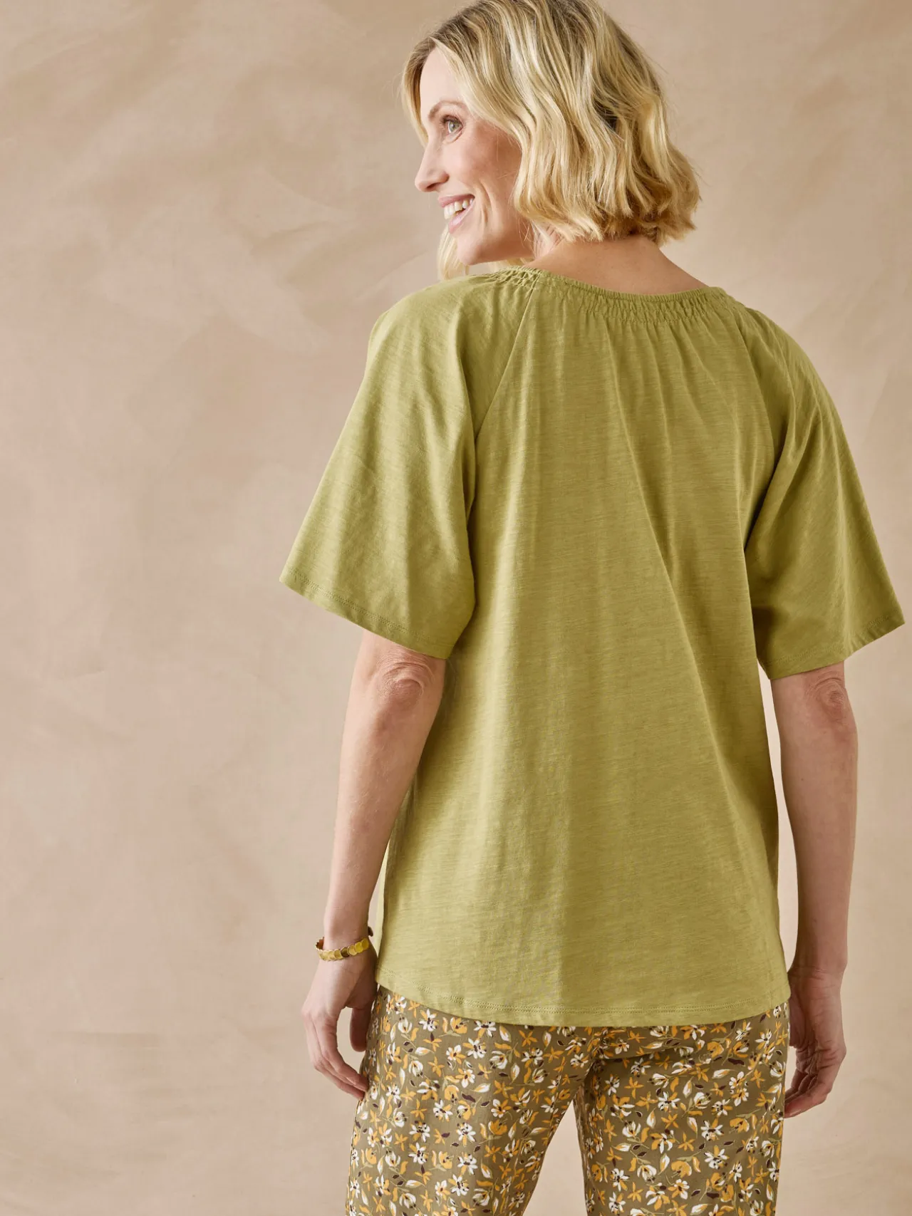 Tee-shirt manches courtes papillon