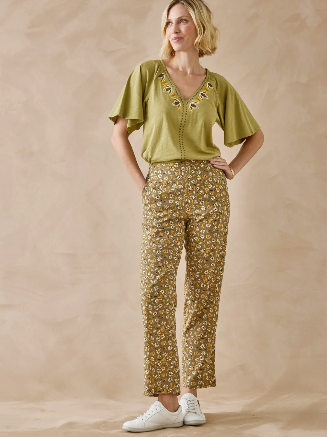 Tee-shirt manches courtes papillon