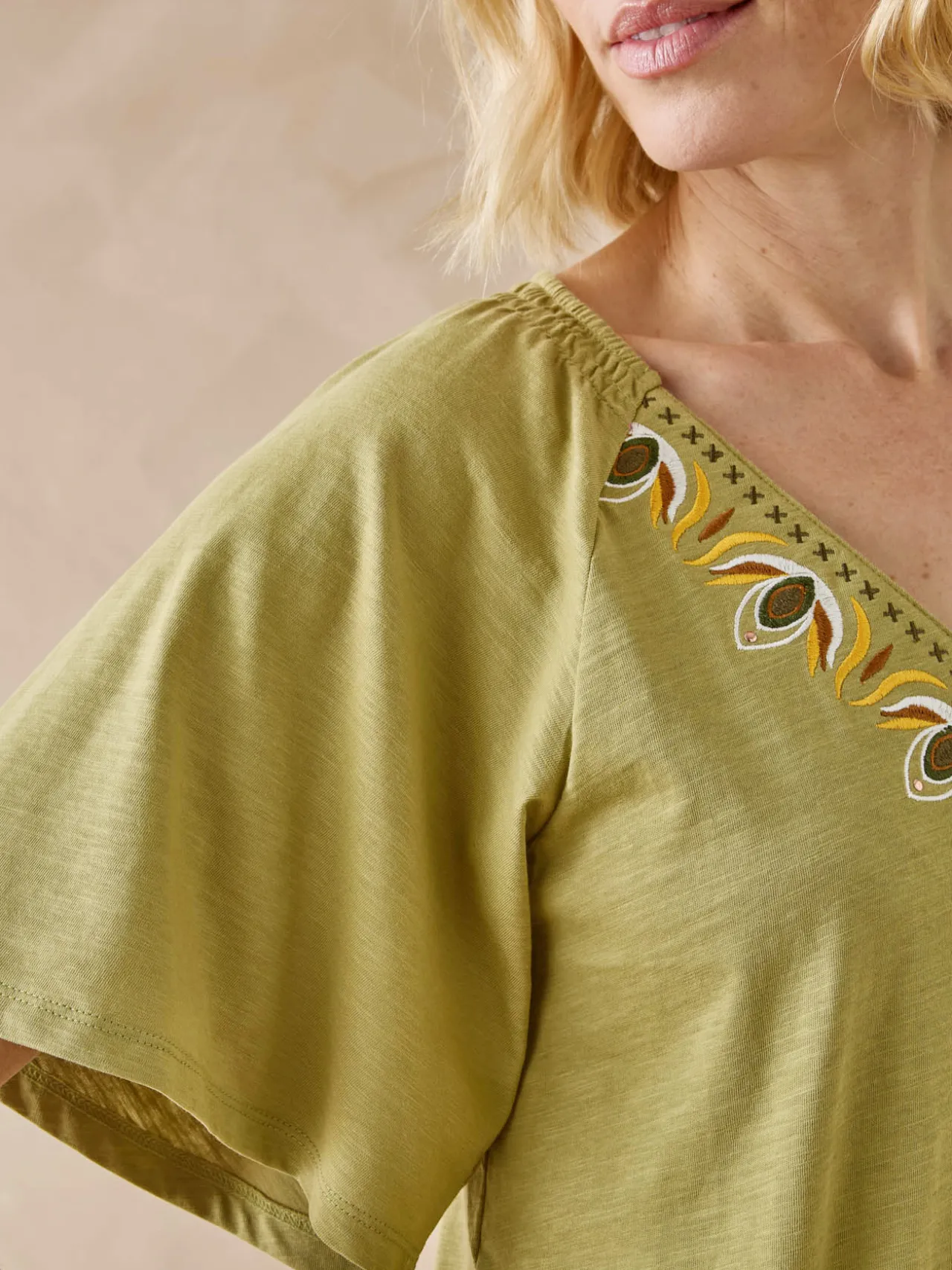 Tee-shirt manches courtes papillon