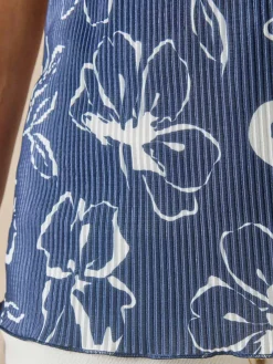 Tee-shirt sans manches plissé permanent