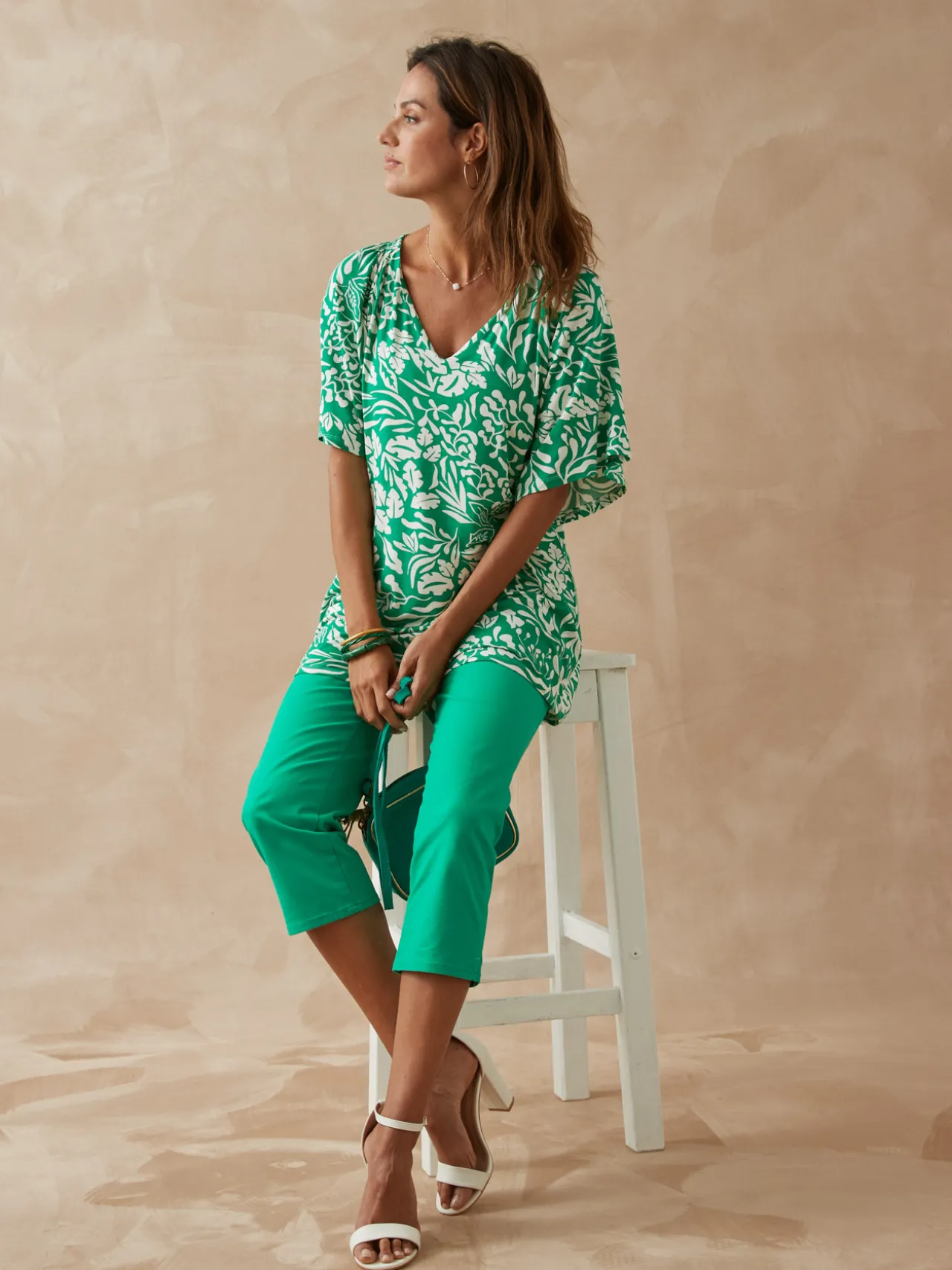 Tee-shirt V smocks au dos