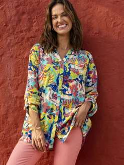 Tunique longue entièrement boutonnée